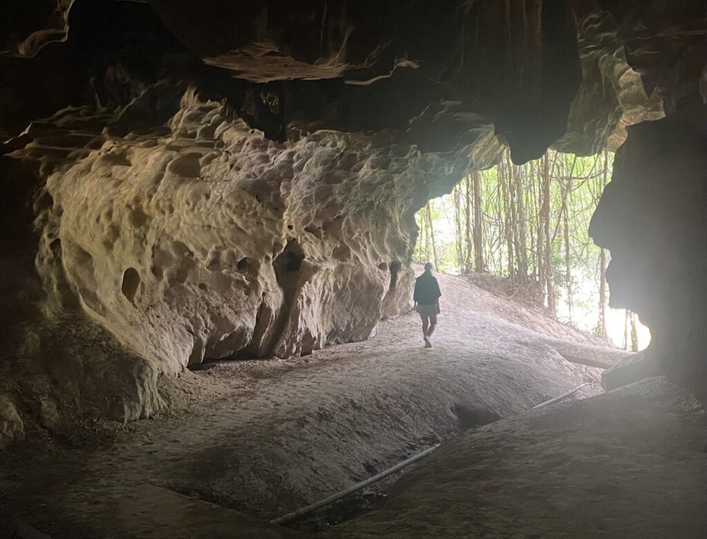 Wat Tham Wararam, Khao Sok, Thailand